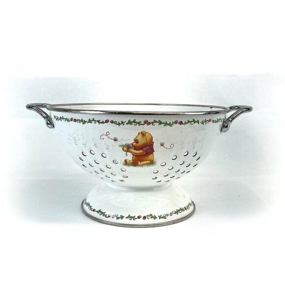 Vtg Disney Winnie The Pooh White Metal Colander With Handles Decorative - Picture 1 of 6